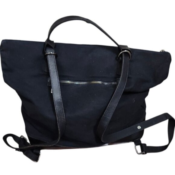 Arch Luxe Nappy Bag Bundle - Black Backpack - Picture 6 of 16